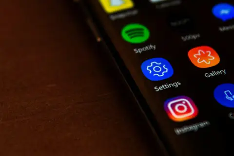 Android Settings: How to Increase Security Using Them Solely
