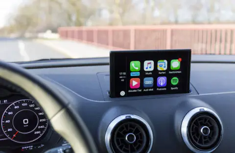 Best Apple CarPlay Apps for iPhone in 2023