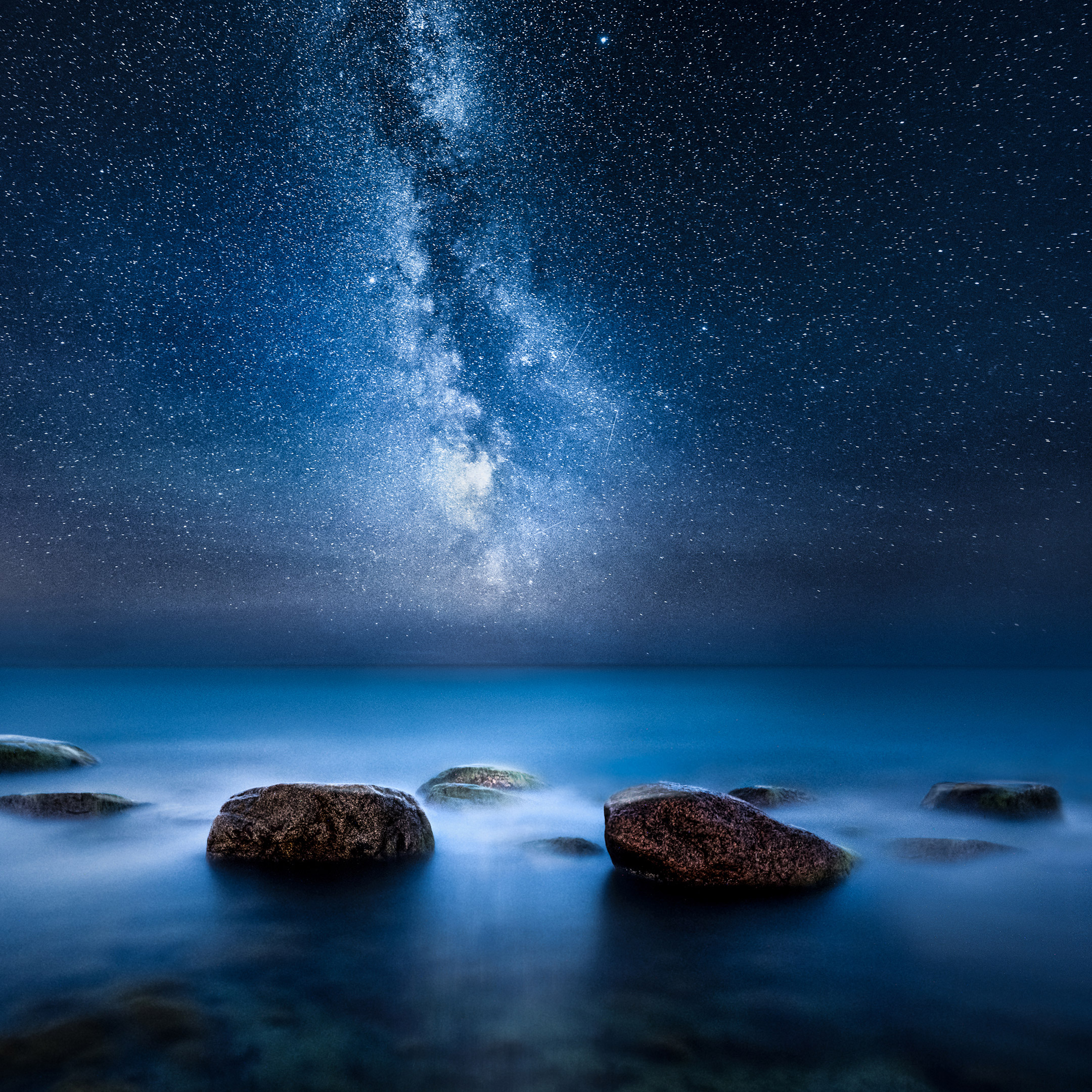 Nokia 7 Plus Stock Wallpapers