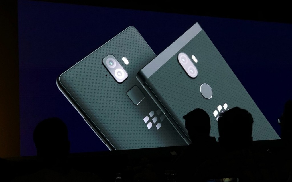BlackBerry Evolve and BlackBerry Evolve X unveiled officially