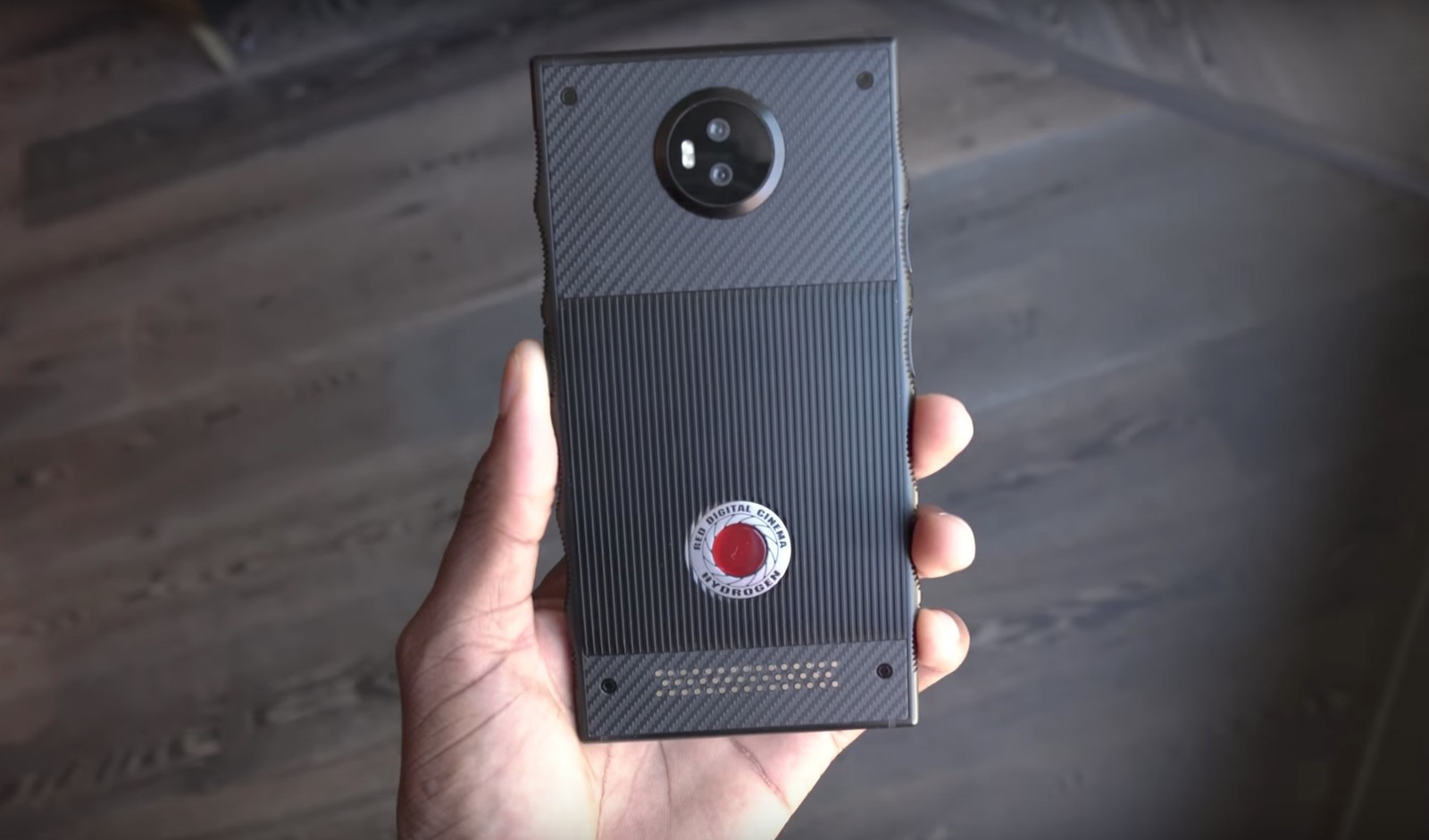 How to install AOSP Android 10 Update for RED Hydrogen One [GSI Treble]