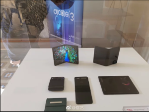 TCL showcases it's DragonHinge and multiple cameras foldable device