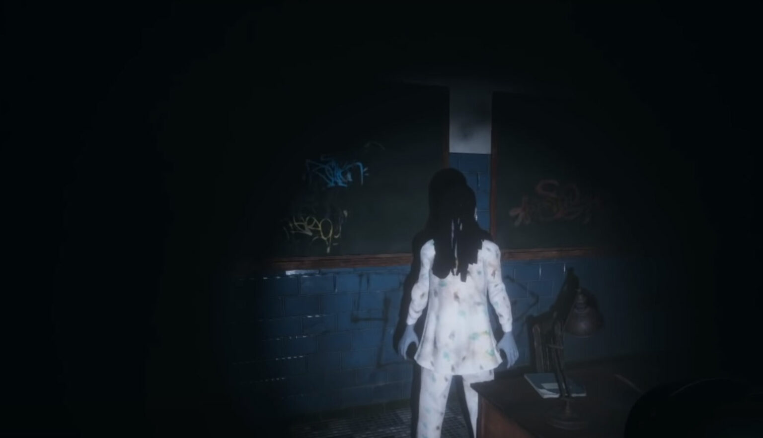Who is the crawling ghost model in phasmophobia