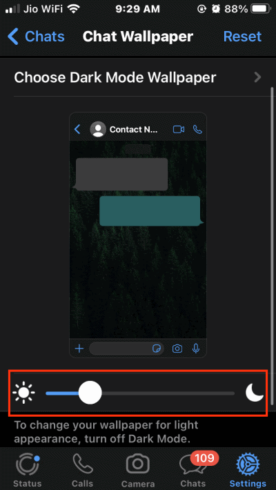 Как выбрать разные обои для чата для светлой и темной темы WhatsApp