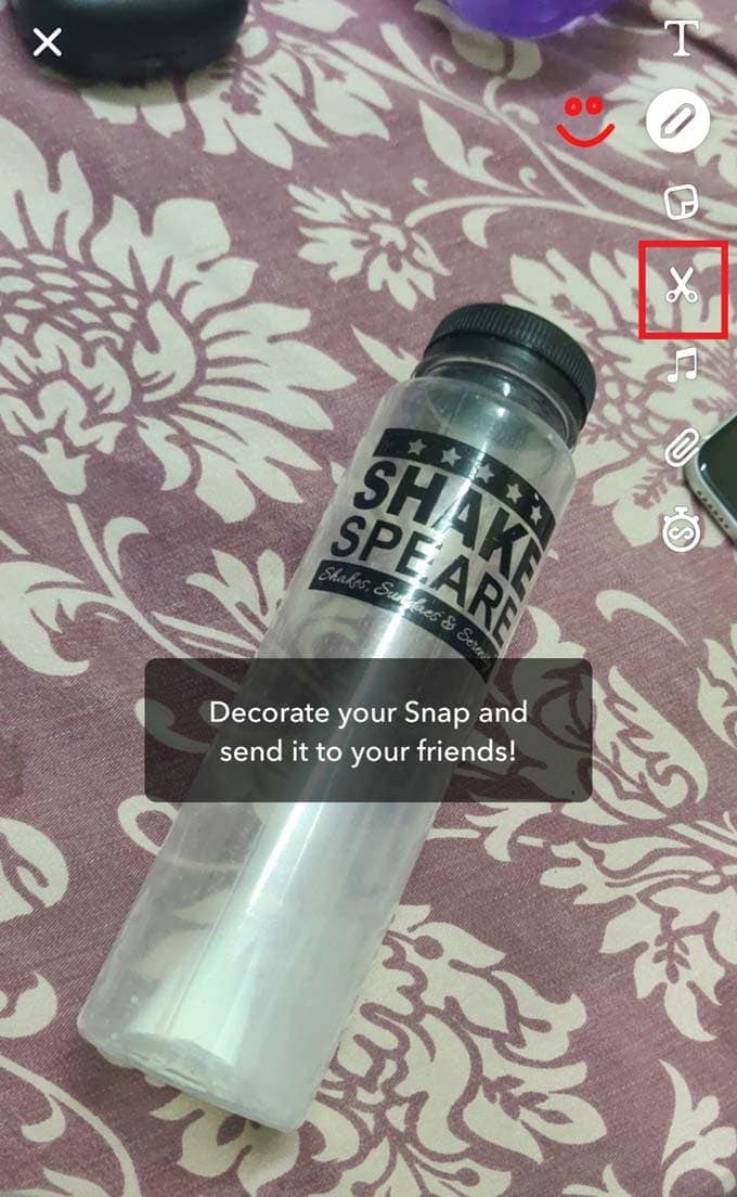 create custom Snapchat stickers