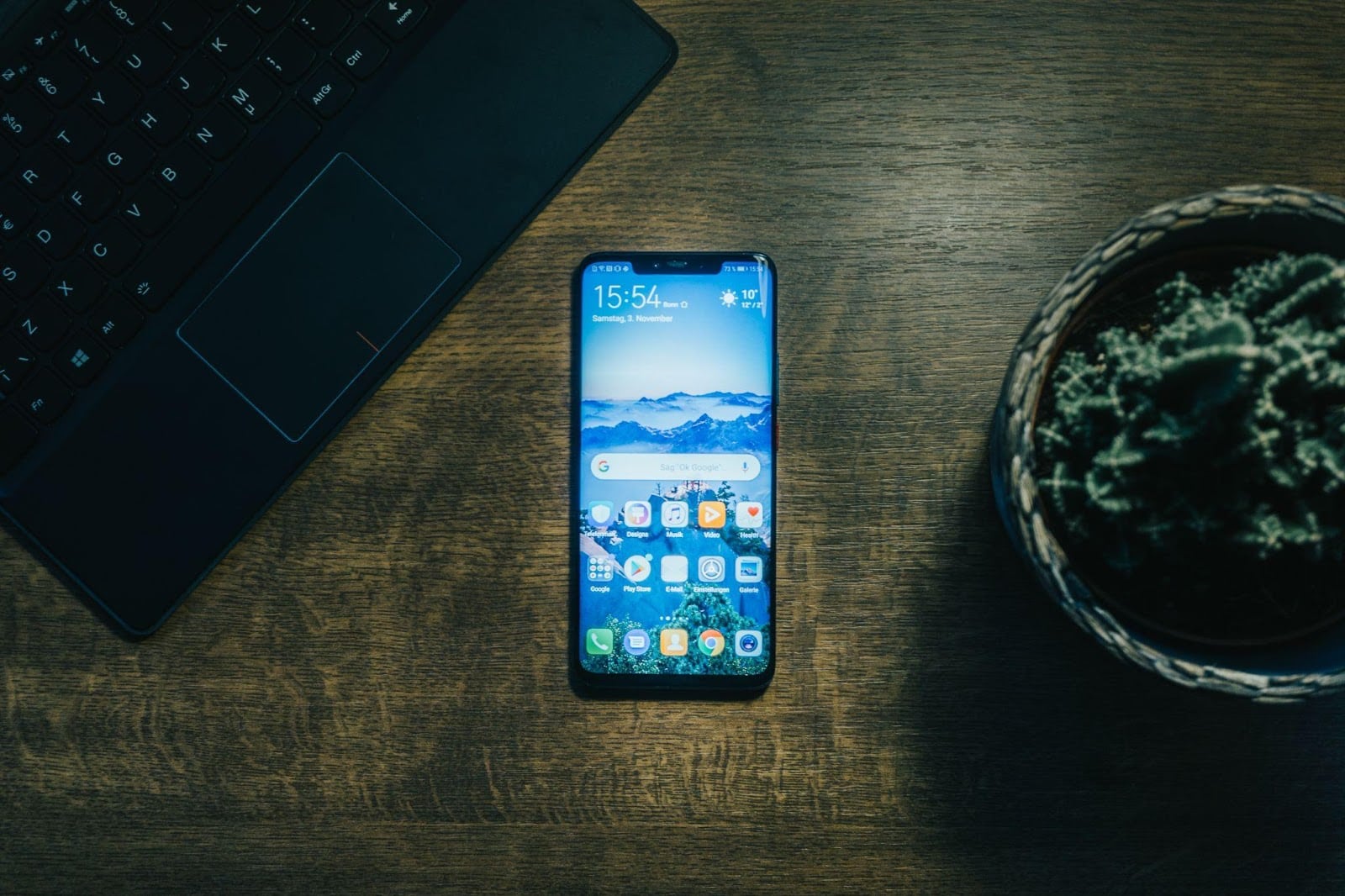 Simple hacks to strengthen your online security on Android