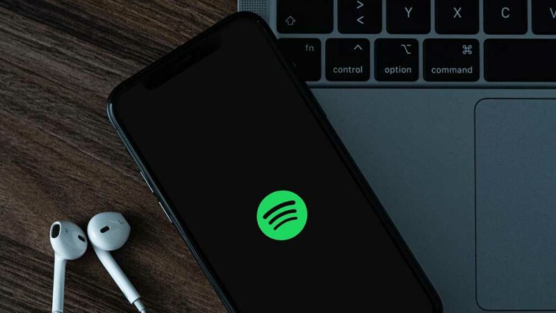 Latest iOS 15 update causes Spotify Background Playback issues