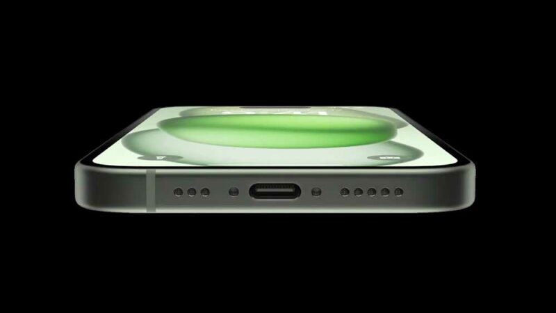 iPhone 15 and 15 Plus Wireless Charging Not Working, How to Fix?